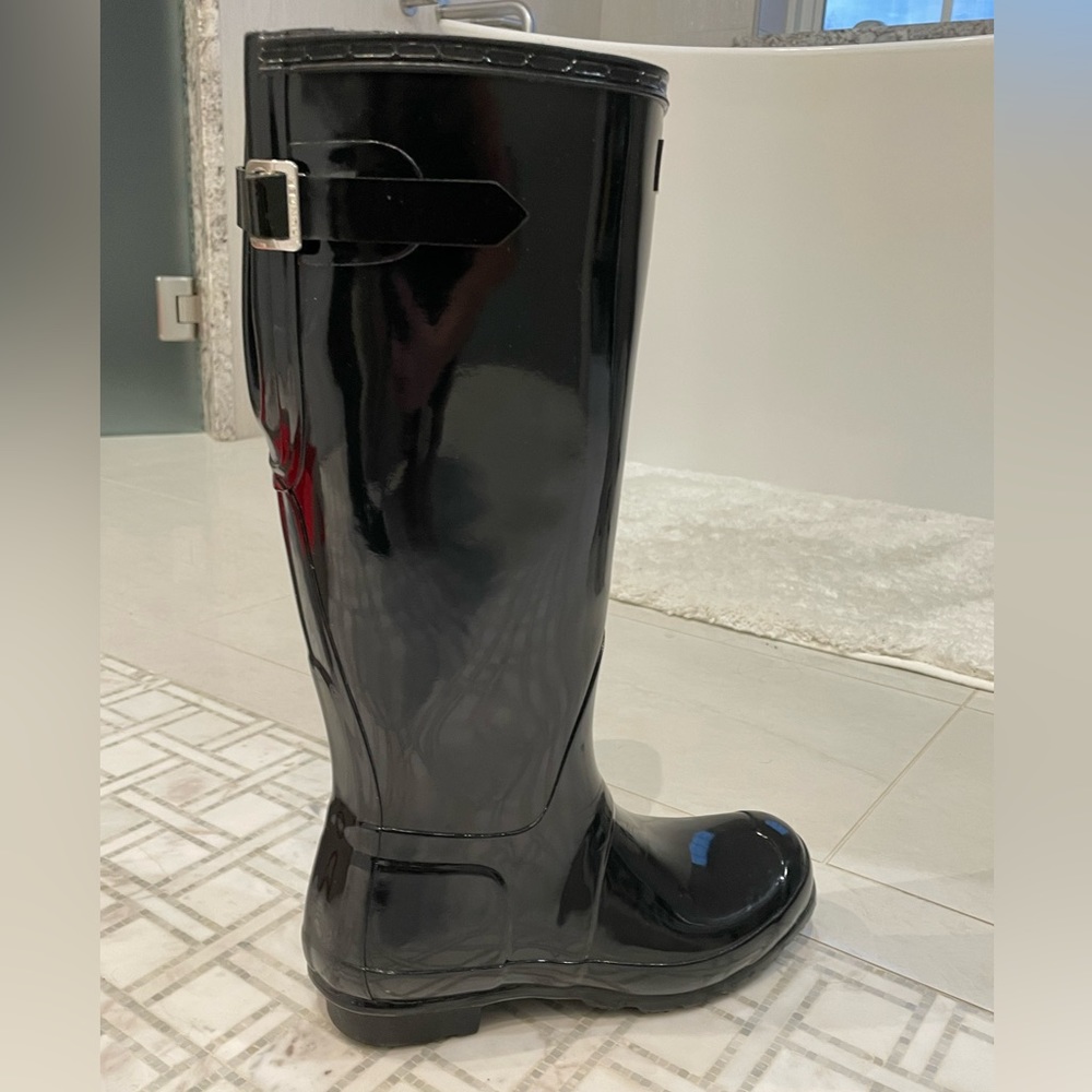 Hunter Original Tall Black Gloss Buckle Rainboots - Picture 5 of 11
